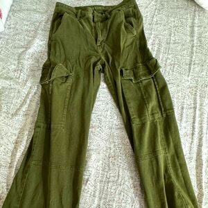 American eagle cargos